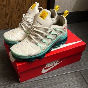 Nike VaporMax Plus 9.5 White/Mint